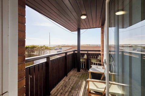 Baywatch, Beadnell - Host & Stay