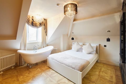Osbourne Apartment, Jesmond - Host & Stay