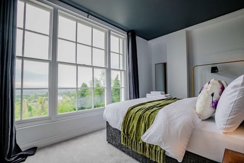 Foley House Flat, Malvern - Host & Stay