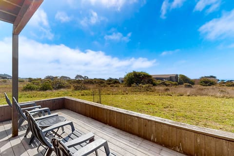 Step onto the deck and breathe in the fresh sea air as you enjoy your morning coffee, surrounded by the beauty of nature.