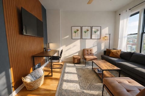 Modern comfort meets urban style. Enjoy abundant natural light and a seamless flow between work and relaxation.
