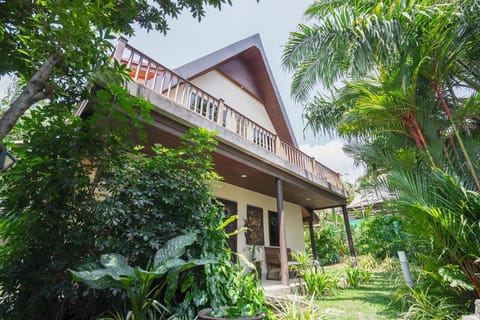Chongko 4 Bed Villa, Few Minutes To Rawai (9022)