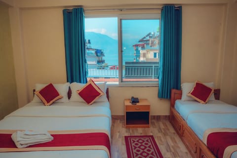 Deluxe Double Room | Iron/ironing board, free WiFi