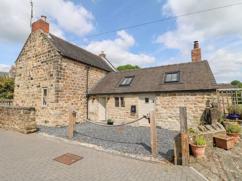 33 Main Road