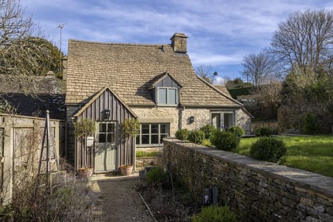 Inca's Cottage - StayCotswold