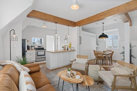 Upstairs Loft living room!