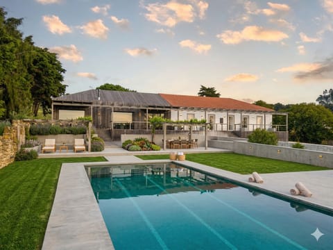 Luxury House, 5 Bedrooms, Garden View | Pool | Outdoor pool, open 9:00 AM to 9:00 PM, sun loungers
