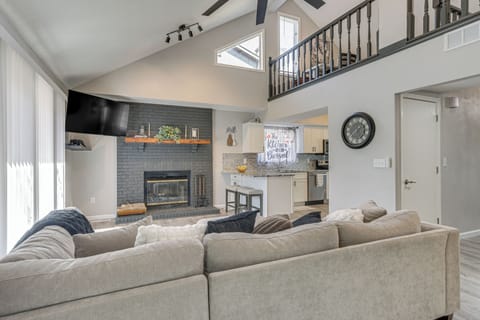 Apartment (2 Bedrooms) | Front of property