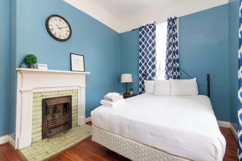 Front Unit - Bedroom