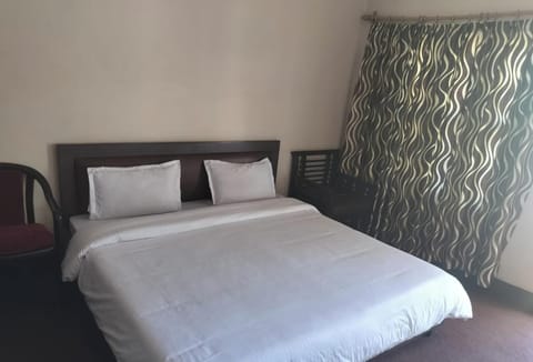 Double Room, Mountain View | Soundproofing, free WiFi