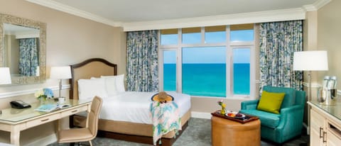 Wake up to turquoise water right outside your window.