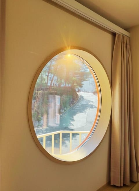 Signature Double Room, Mountain View (4) | Individually decorated, individually furnished, desk, laptop workspace