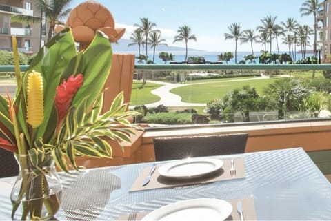 Ocean view Luxury Escape: Dine, Recline, and Soak in Paradise. HKK-229