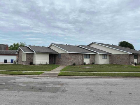 Well-maintained exterior with easy access and a quiet neighborhood setting—your home away from home.