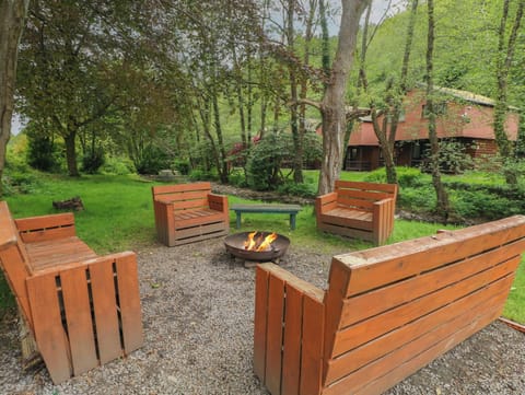 Cottage | Property grounds
