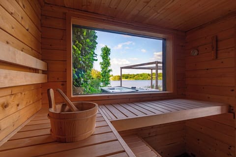 House | Spa treatment