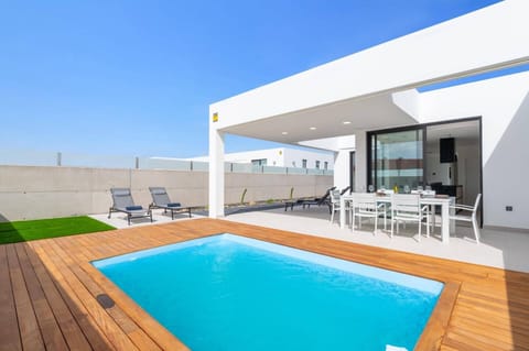 Villa Hibiscus image