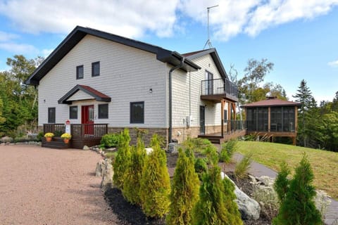 Redbird Lakehouse