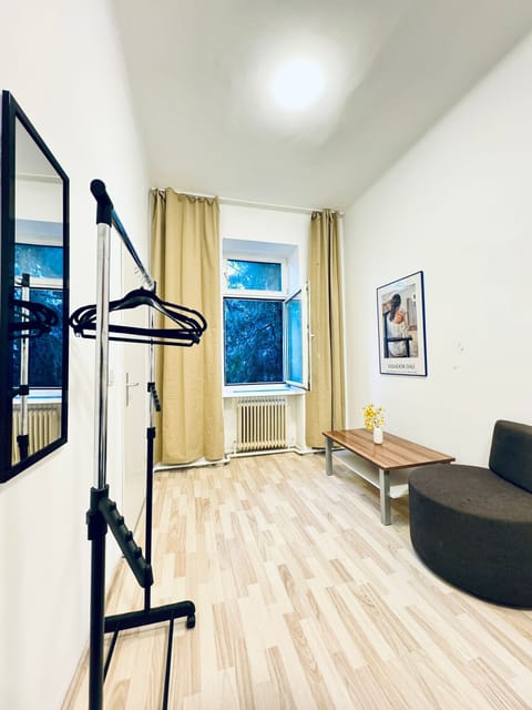 Basic Apartment | Interior