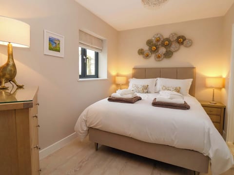 4 bedrooms, WiFi (free), individually decorated, individually furnished