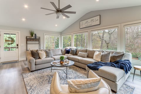 House (2 Bedrooms) | Interior