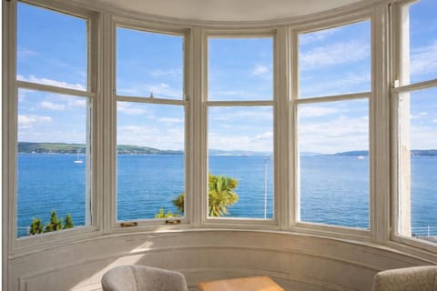 Deluxe Double Room, Sea View | Interior