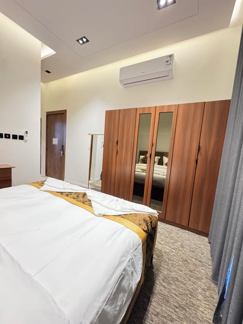 Standard Double or Twin Room, Balcony, City View | In-room safe, blackout drapes, free WiFi