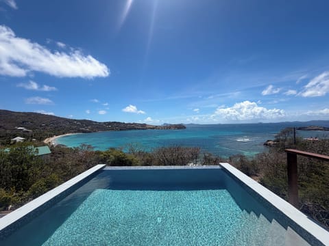 There are villas you stay in… and villas you feel.