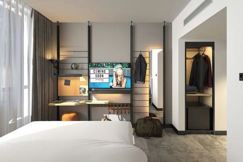 Suite, 1 King Bed with Sofa bed | Property amenity