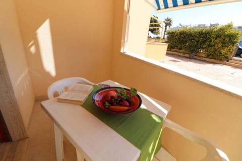 Balcony / Terrace / Patio, Building Exterior, Outdoor