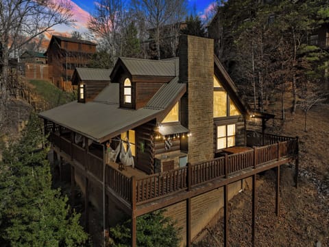 Welcome to your Smoky Mountain escape, tucked into a peaceful resort setting just minutes from the heart of Pigeon Forge.