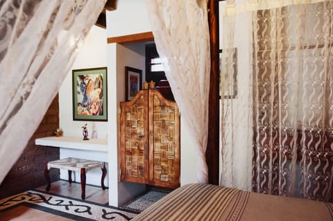 Deluxe Room, 1 King Bed, Balcony Interior | Desk, free WiFi, bed sheets