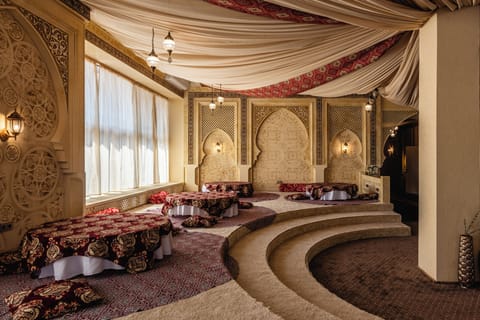 Banquet hall