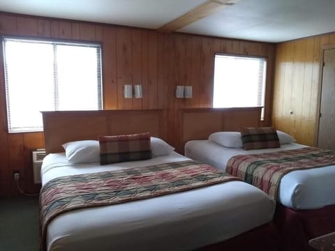 Basic Double Room | Free WiFi, wheelchair access