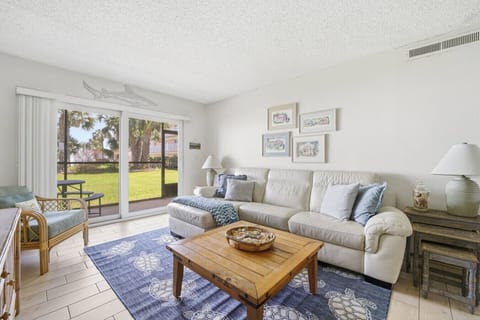 Light and airy living space for relaxing