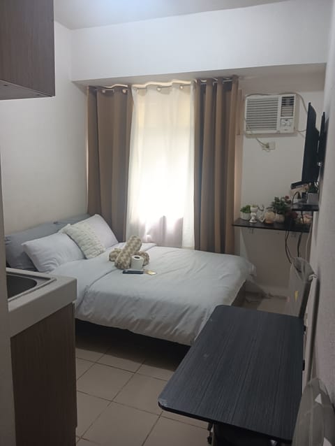 Standard Double Room, City View | Free WiFi