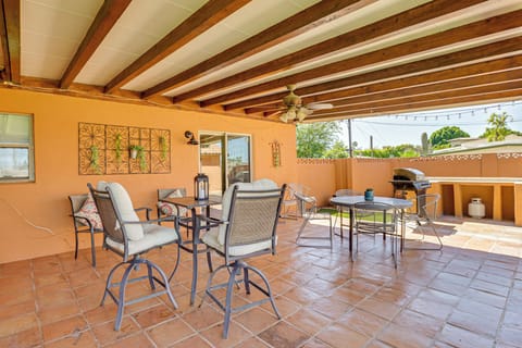 Phoenix Vacation Rental | 3BR | 3BA | 2,738 Sq Ft | 1 Step to Enter