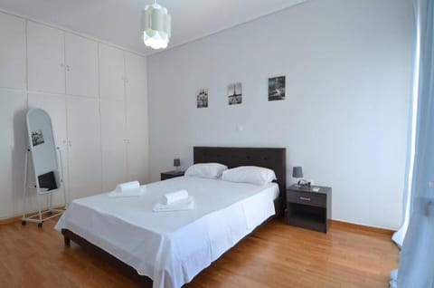 Apartment, City View | Iron/ironing board, free WiFi