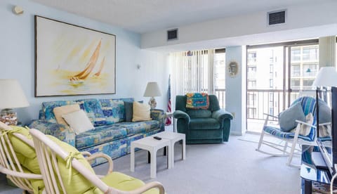 Living Room 01