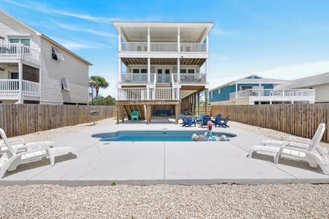 The ultimate group hangout—pool days and sunny memories