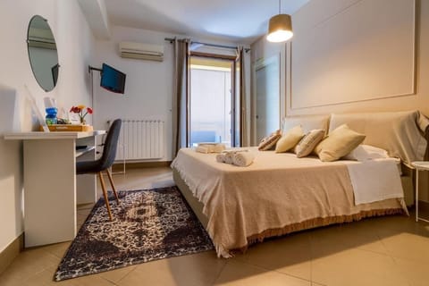 Deluxe Double Room, City View | In-room safe, free WiFi