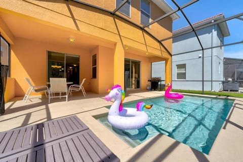 POOL AREA: