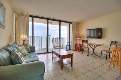 Atlantic Towers 702-print-002-006-Living Room-4200x2804-300dpi
