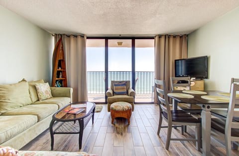 Atlantic Towers 1002-print-002-011-Main Living Area-4200x2758-300dpi