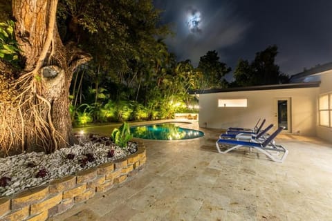 Comfort Villa | Pool | Outdoor pool