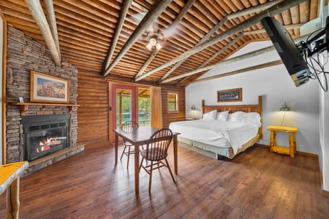 Deluxe Single Room, River View | Free WiFi