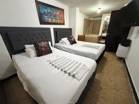 Superior Quadruple Room | Bed sheets