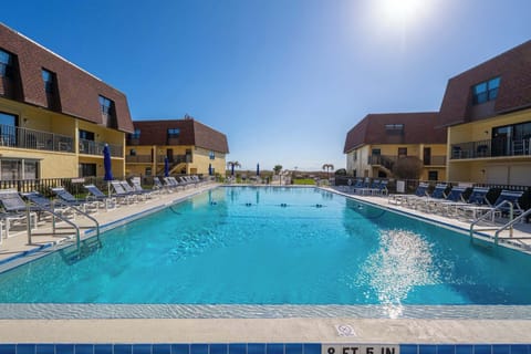 Oceanfront Heated Pool