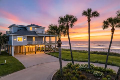Luxury beachfront Galveston vacation home with stunning sunset views and direct beach access