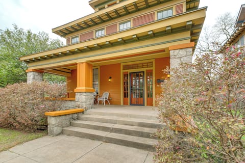 Little Rock Vacation Rental | 3BR | 3BA | 2,000 Sq Ft